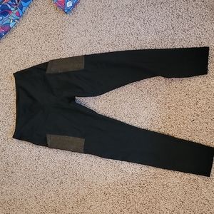 Born Primitive Rise & Grind Capris (Black w/ Gold)